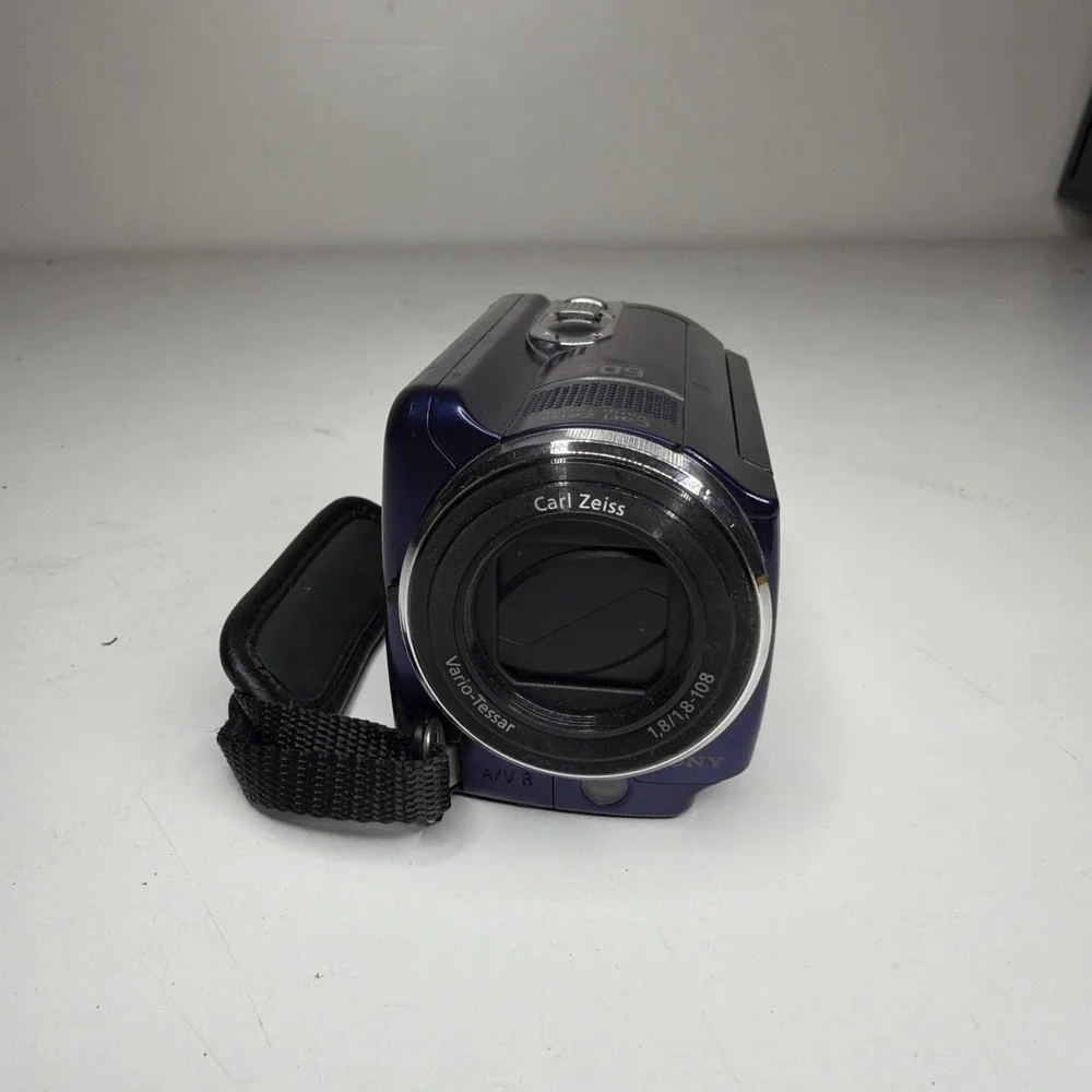 Sony DCR-SR68 Handycam Digital Camcorder Blue Untested Carl Zeiss